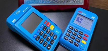 我应该如何申请拉卡拉的机器